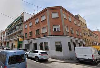 Flat for sale in Pradolongo, Usera, Madrid. 