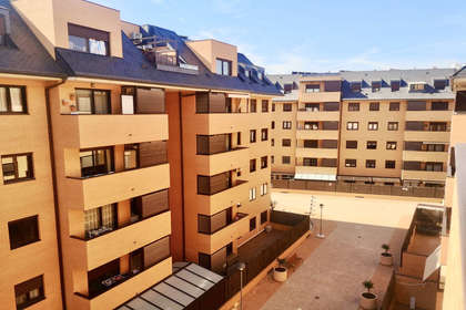 Flat for sale in Pinto, Madrid. 