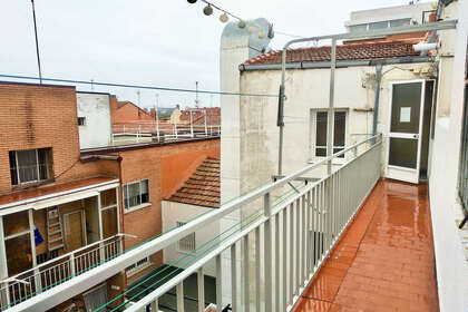 Flat for sale in Moscardó, Usera, Madrid. 